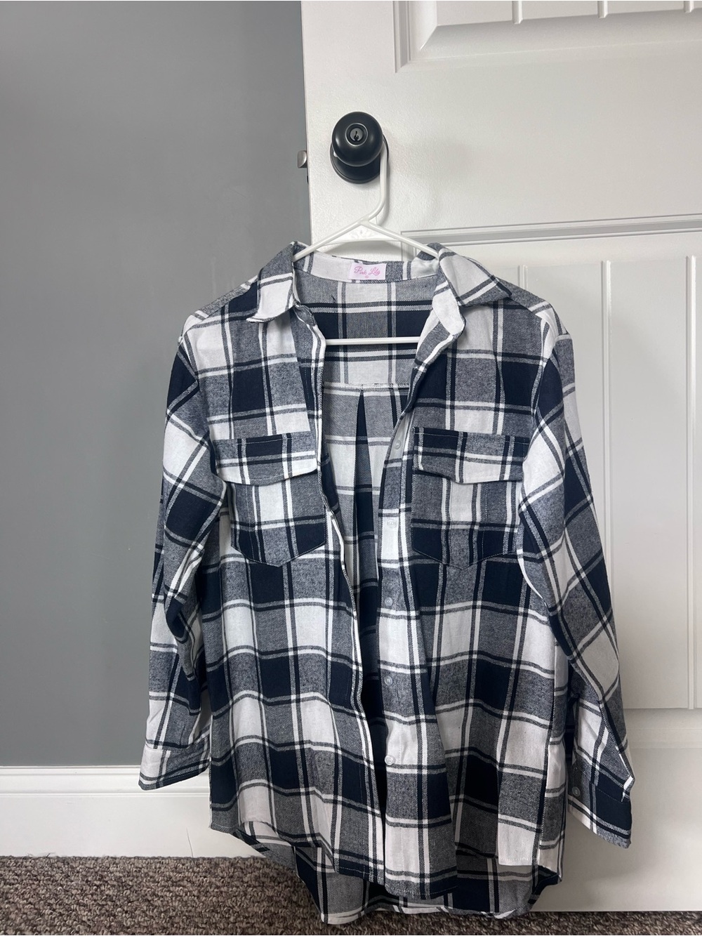 S Pink Lily - Navy Blue & White Plaid Button-Up Shirt